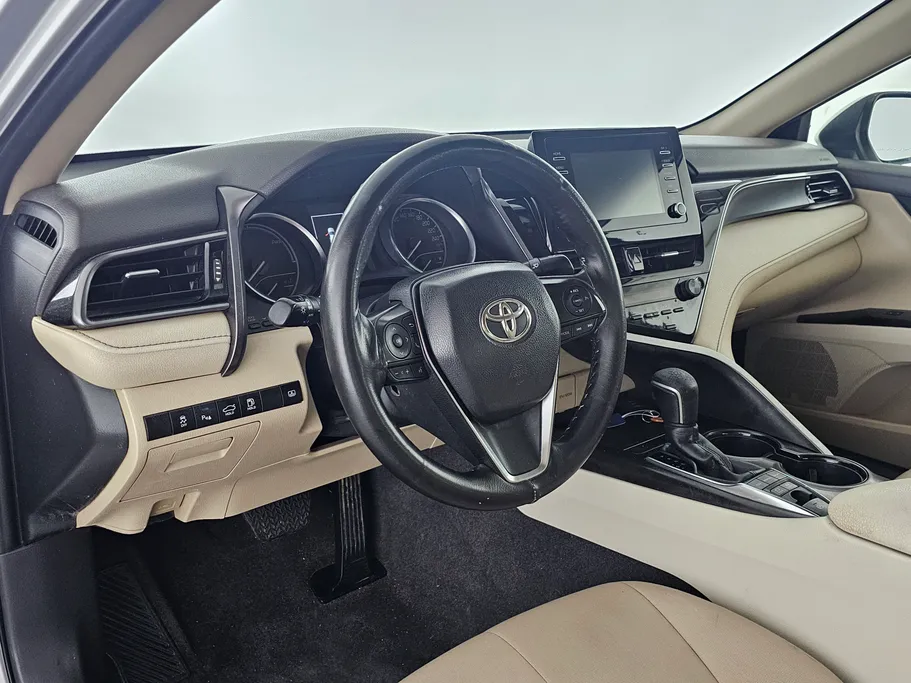2022 تويوتا Camry  GLE 