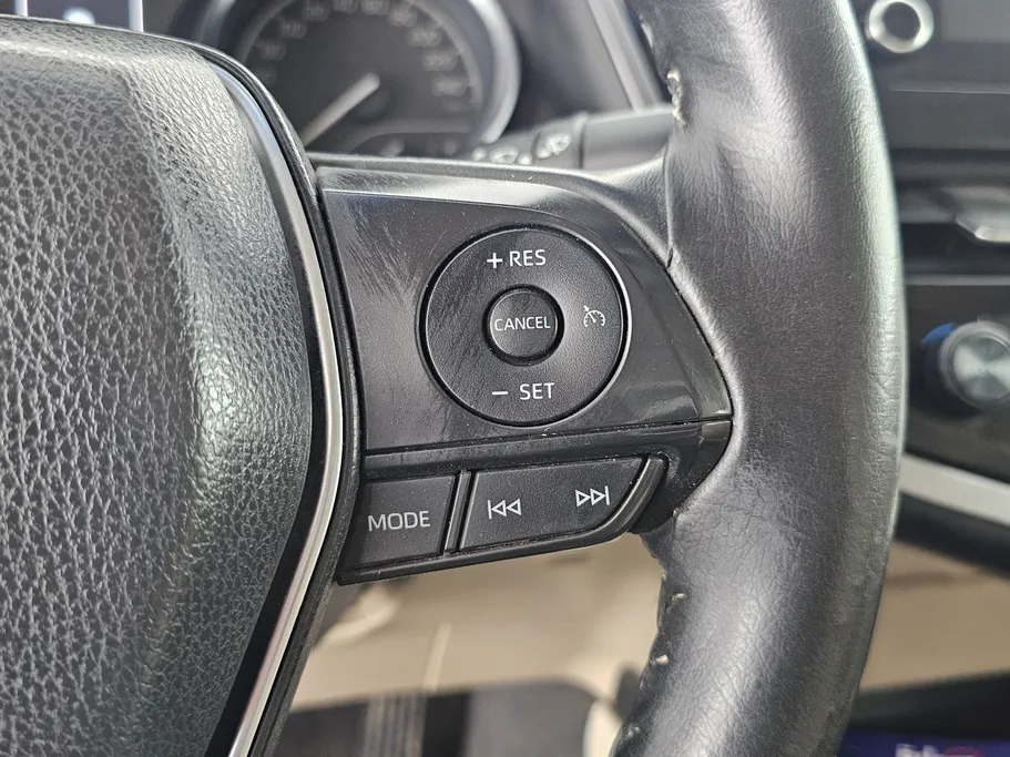 2022 تويوتا Camry  GLE 