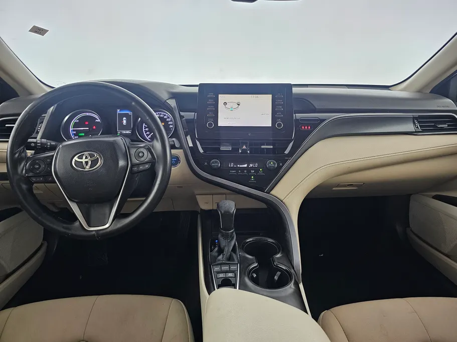 2022 تويوتا Camry  GLE 