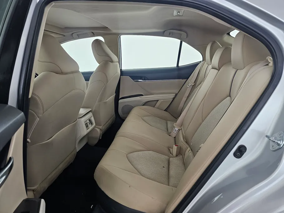2022 تويوتا Camry  GLE 