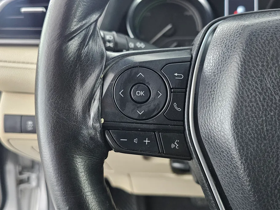2022 تويوتا Camry  GLE 