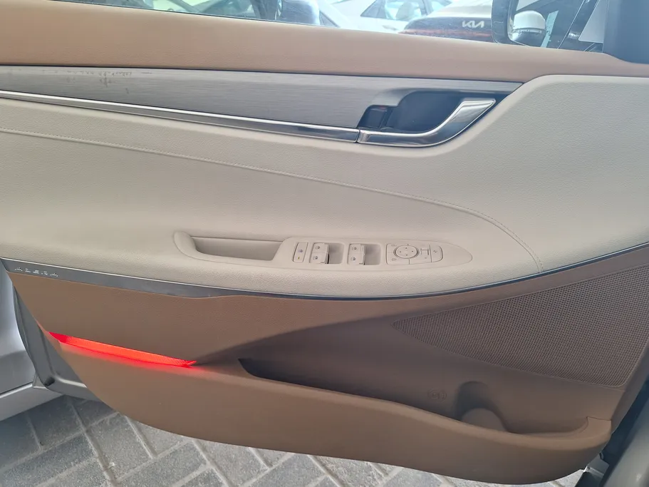 2022 Hyundai Azera Smart 