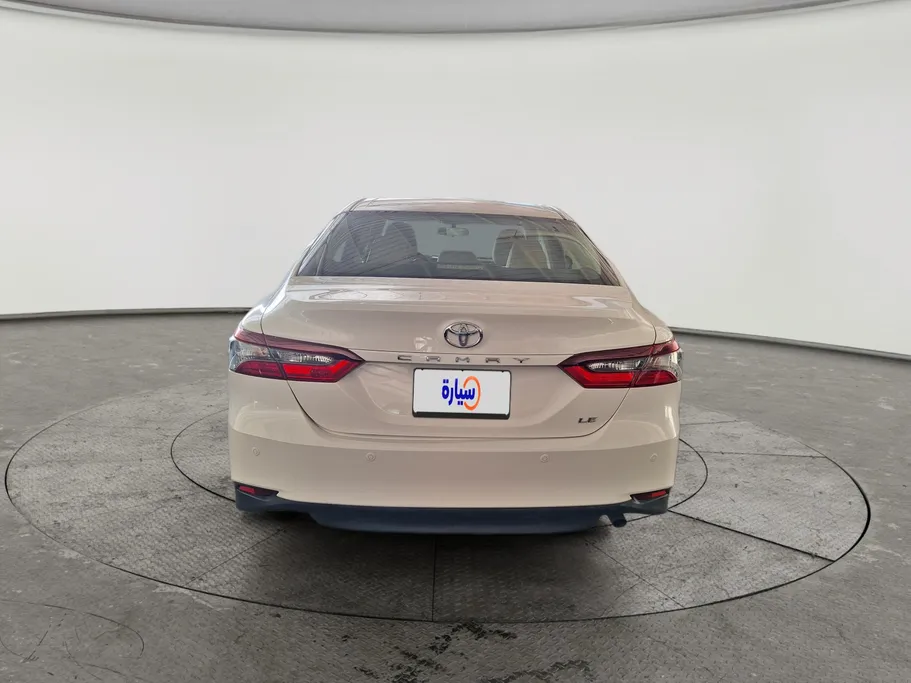 2022 Toyota Camry  LE 