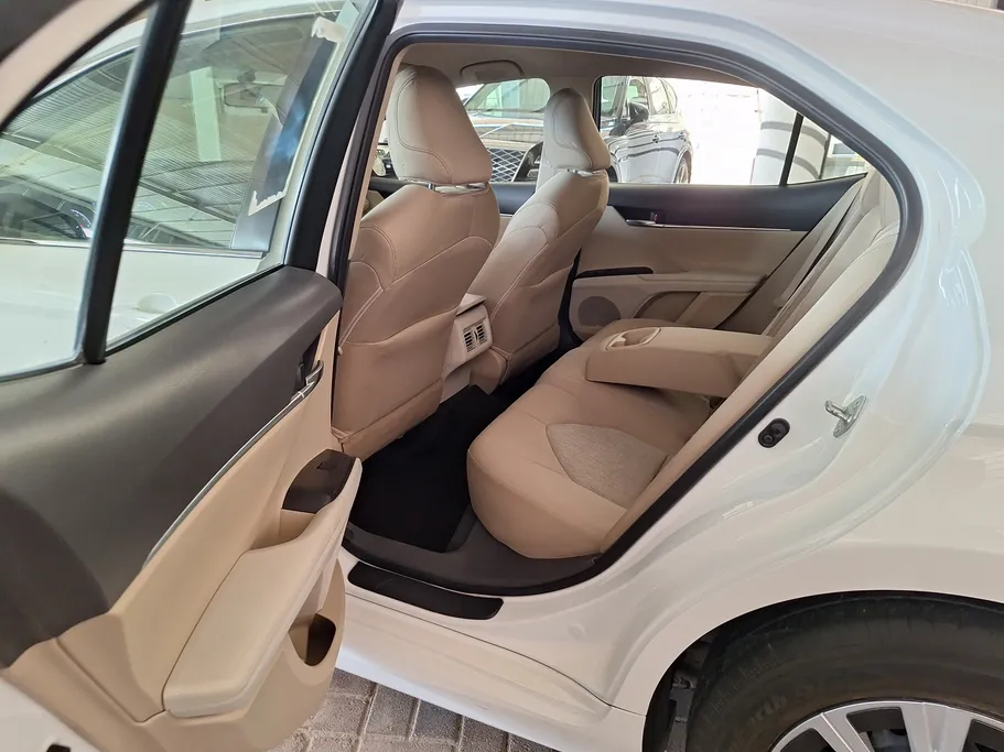 2022 Toyota Camry  LE 