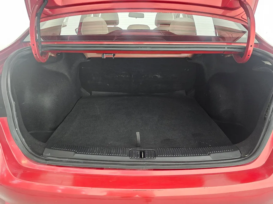 2022 MG 5 STD 
