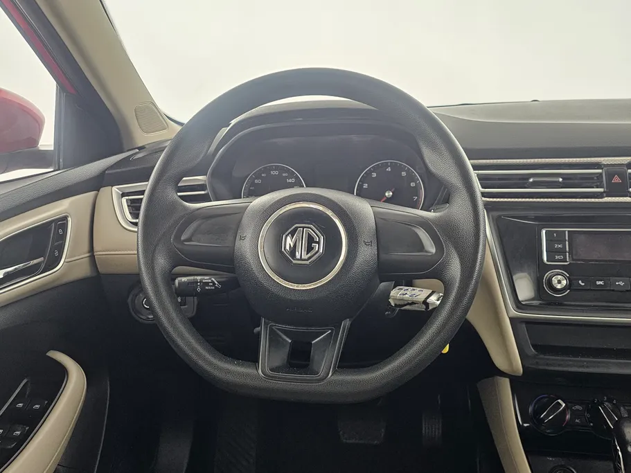 2022 MG 5 STD 