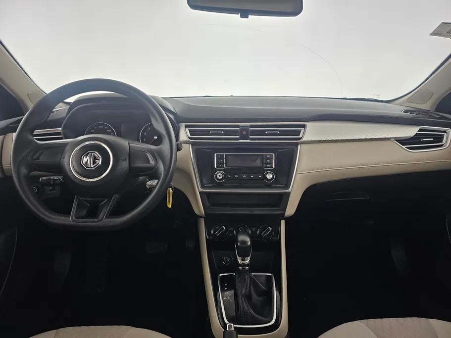 2022 MG 5 STD 