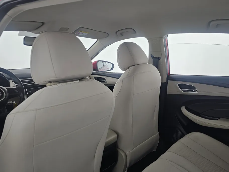 2022 MG 5 STD 