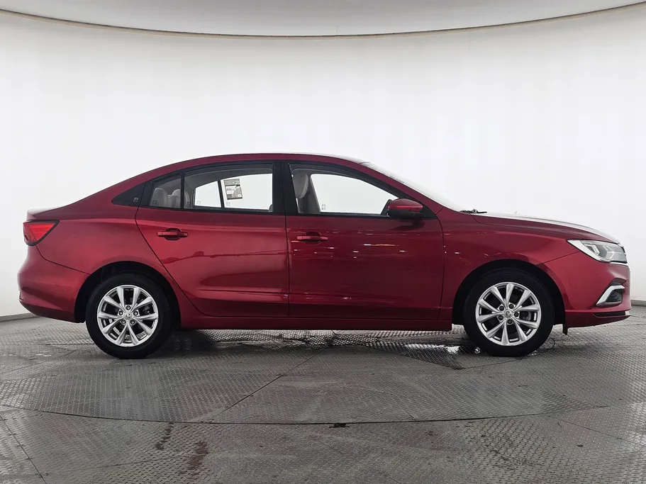2022 MG 5 STD 