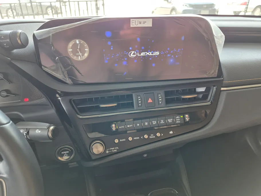 2024 Lexus ES 300 H 