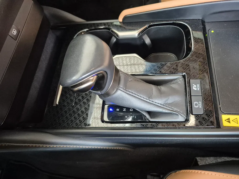 2024 Lexus ES 300 H 
