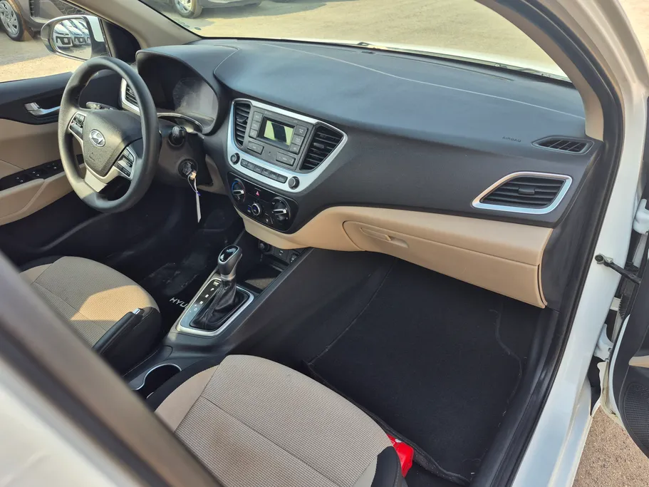 2023 Hyundai Accent Smart 