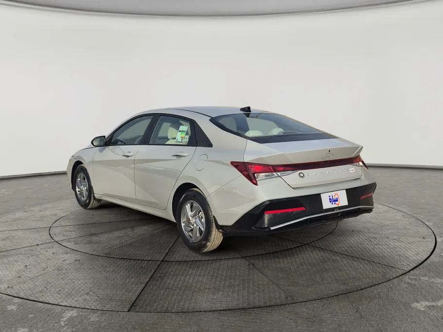 2024 هيونداي Elantra فلييت 
