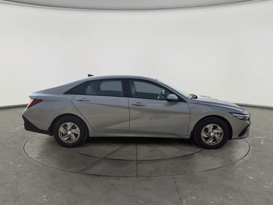 2024 هيونداي Elantra فلييت 