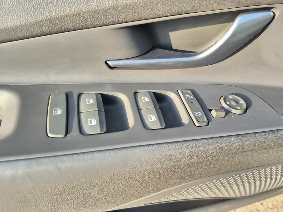 2024 هيونداي Elantra فلييت 