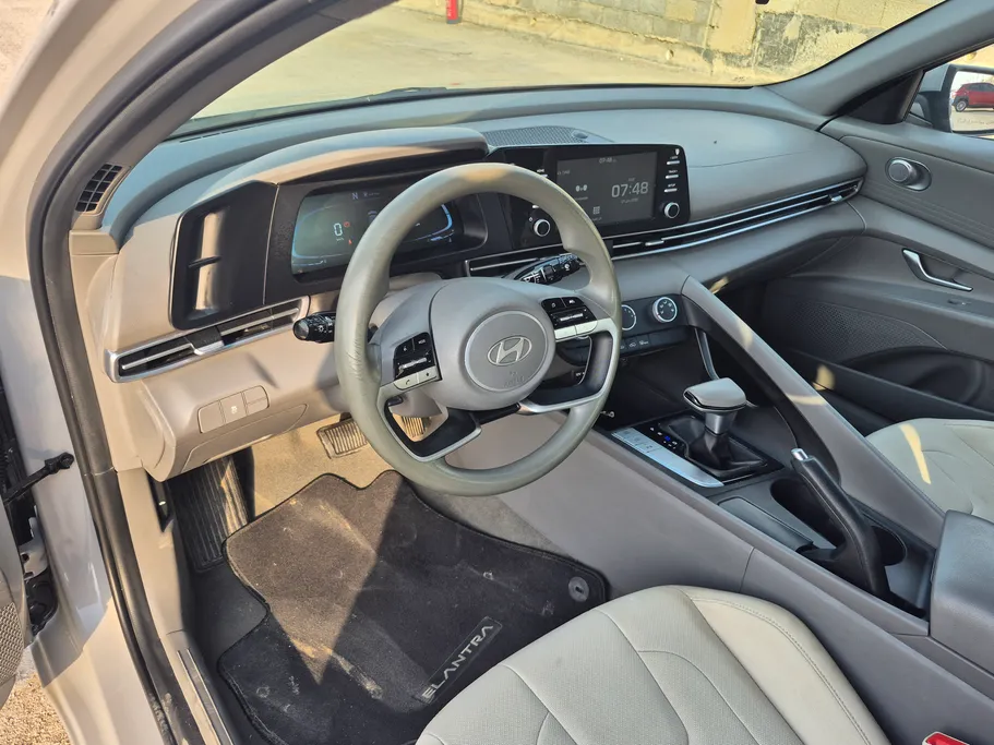 2024 هيونداي Elantra فلييت 