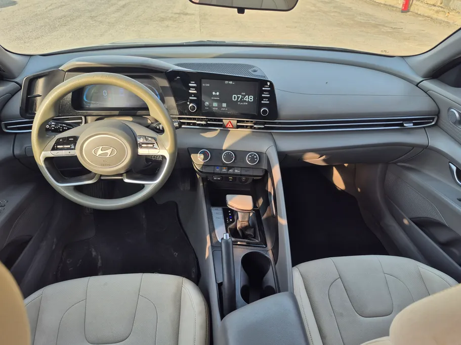 2024 هيونداي Elantra فلييت 