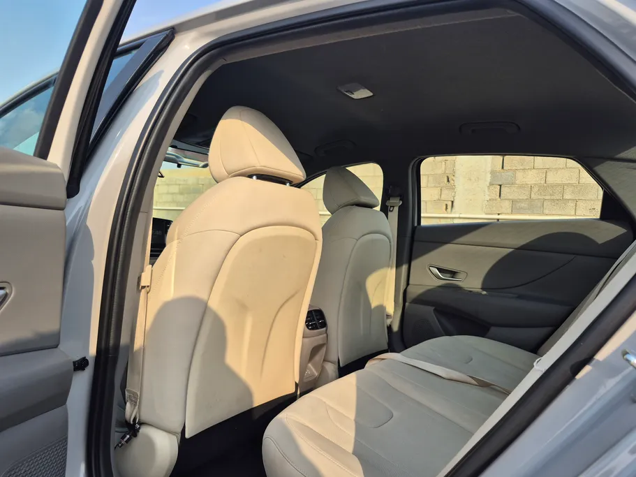 2024 هيونداي Elantra فلييت 