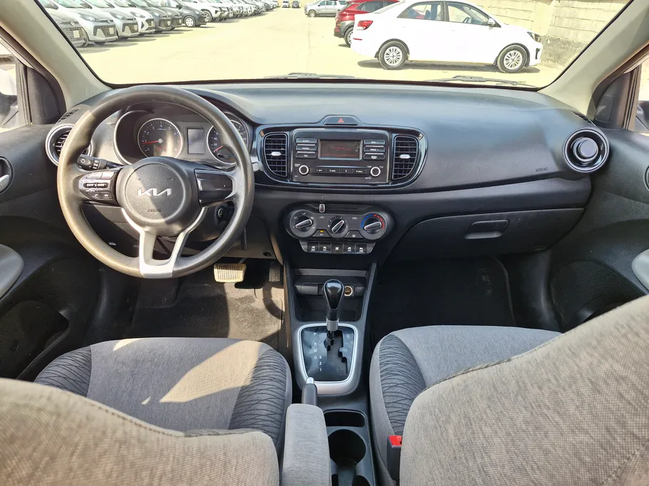 2022 Kia Pegas LX 