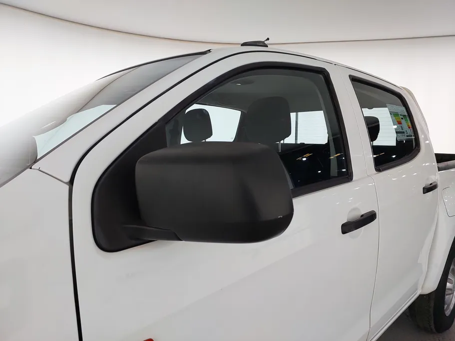 ايسوزو دي ماكس Double Cab 2023 