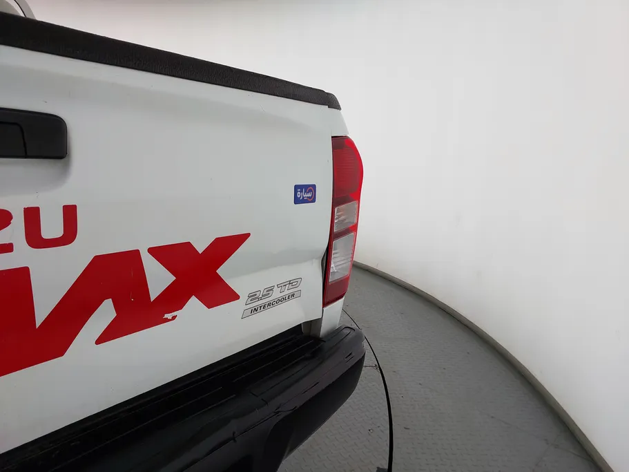 ايسوزو دي ماكس Double Cab 2023 