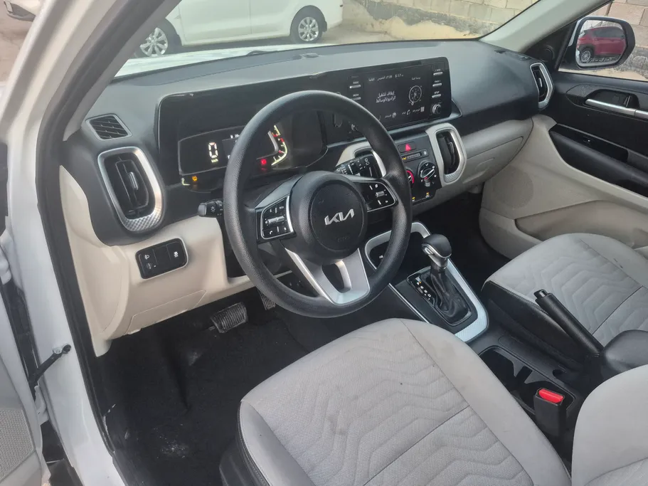 2023 كيا SONET LX 
