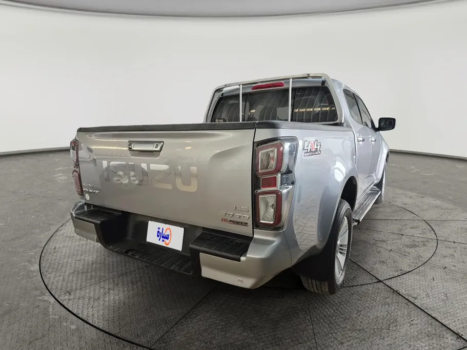 ايسوزو دي ماكس LS 2021 