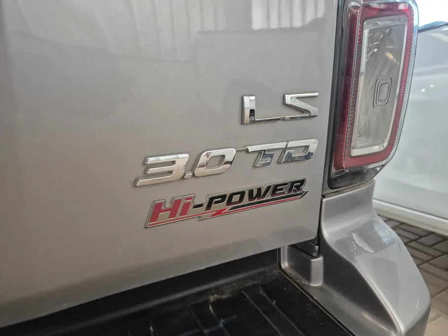 ايسوزو دي ماكس LS 2021 