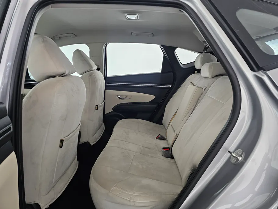 2024 Hyundai Tucson SMART (Two Tone) 
