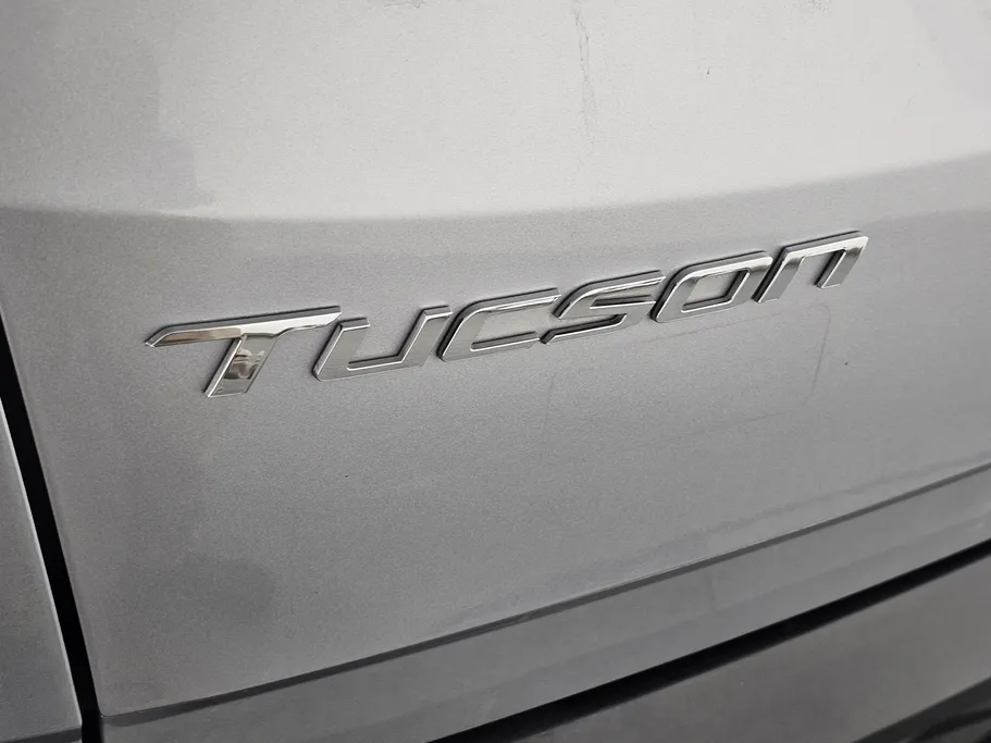 2024 Hyundai Tucson SMART (Two Tone) 