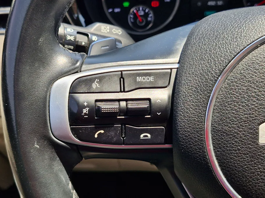 2023 Kia K5 EX 