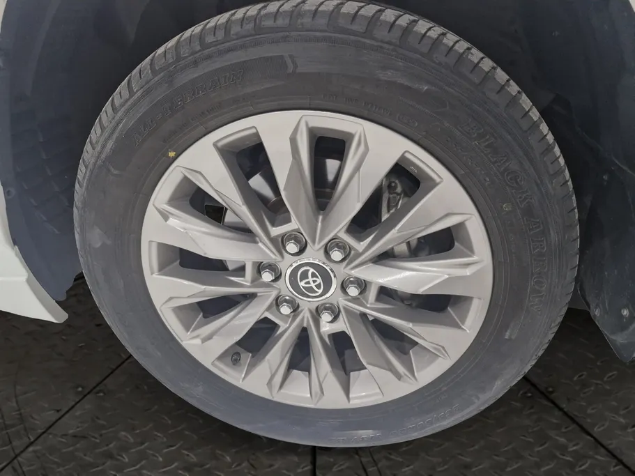 2023 Toyota Land Cruiser GXR4 
