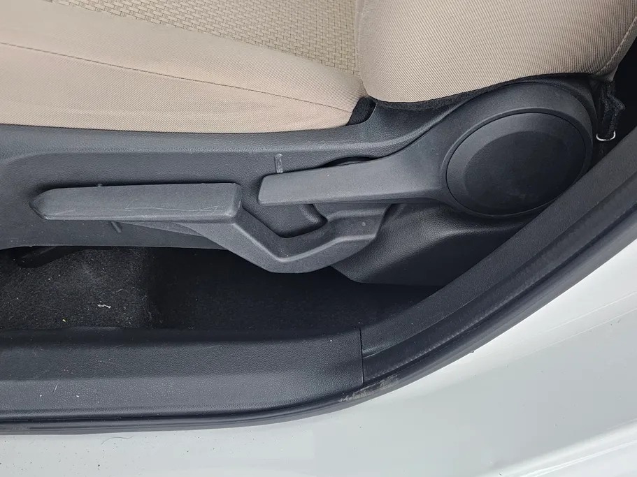 2024 Toyota Yaris  Y Plus 