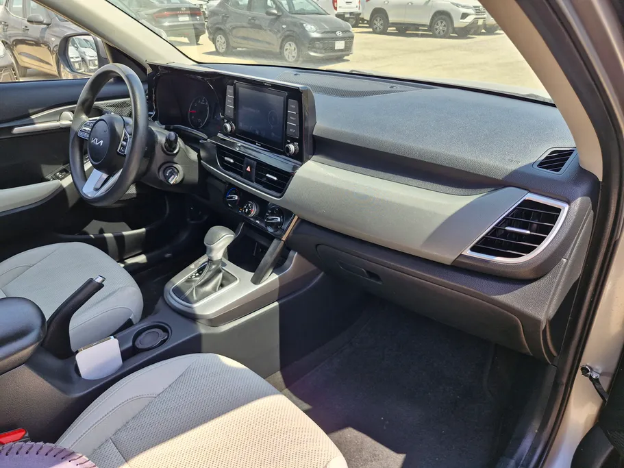 2023 Kia Seltos LX 