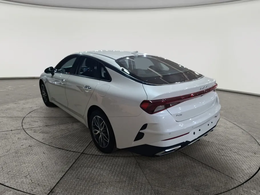 كيا K5 LX 2022 