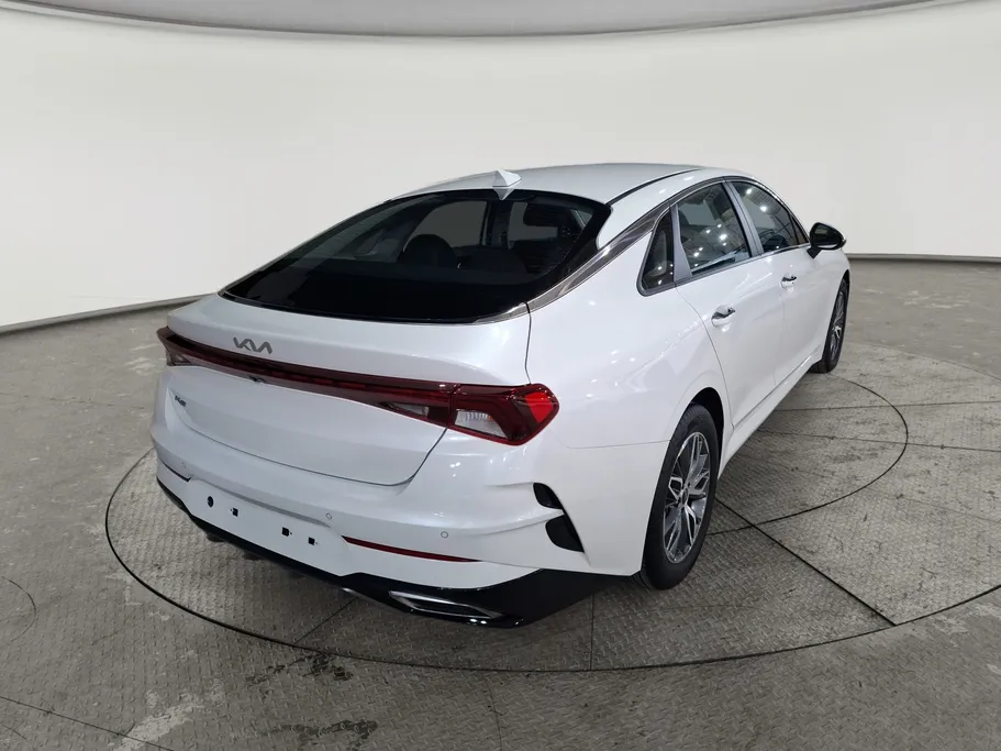 كيا K5 LX 2022 