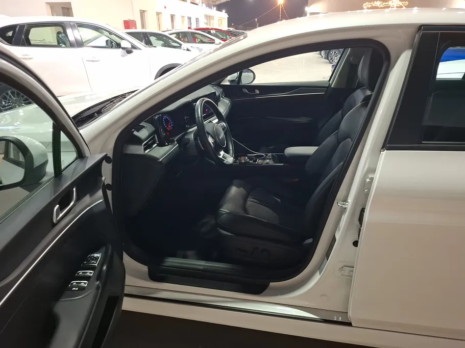 كيا K5 LX 2022 