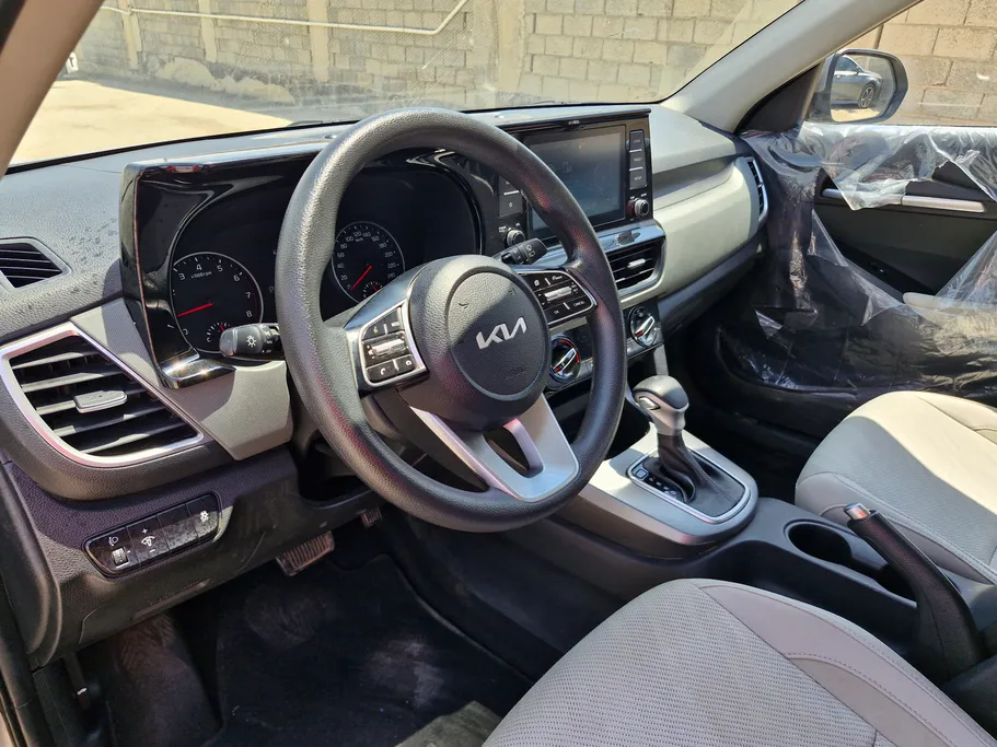 2023 Kia Seltos LX 