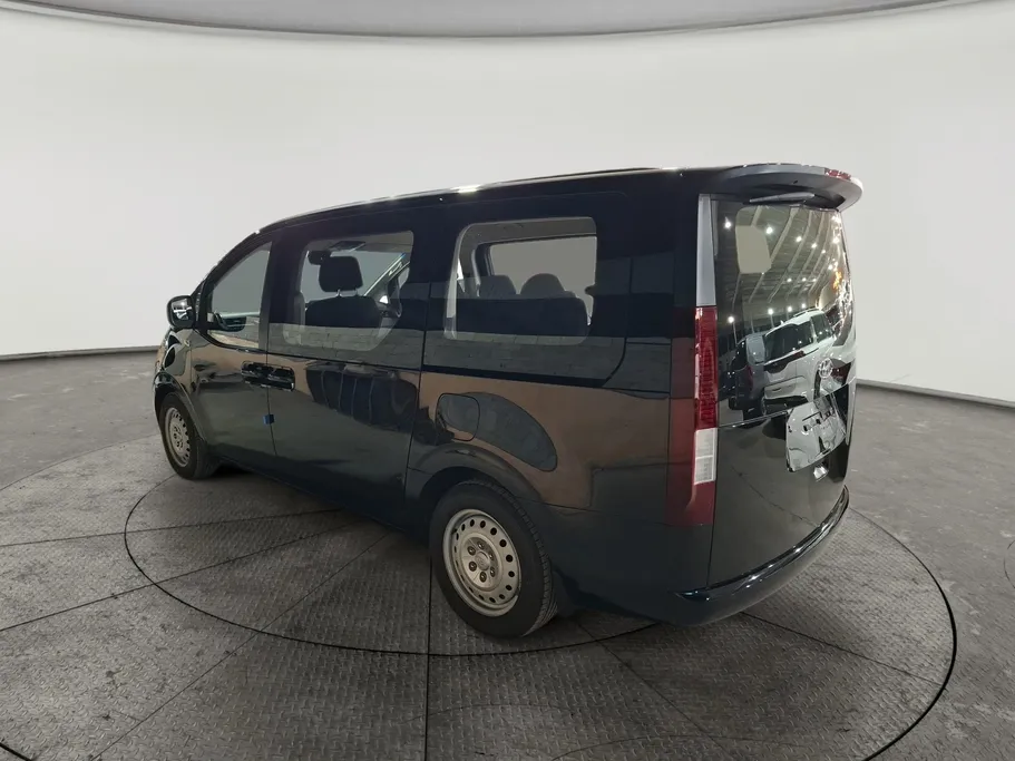 2022 Hyundai Staria Smart 11 ST 