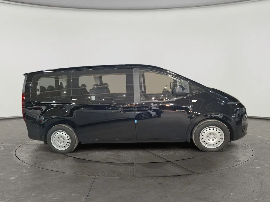 2022 Hyundai Staria Smart 11 ST 
