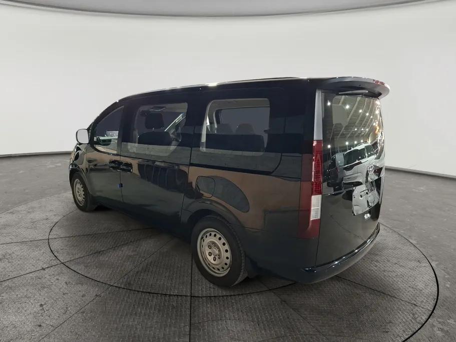 2022 Hyundai Staria Smart 11 ST 