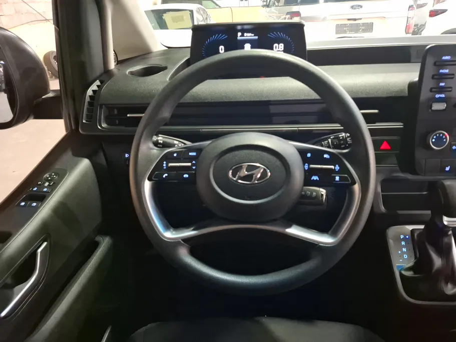 2022 Hyundai Staria Smart 11 ST 