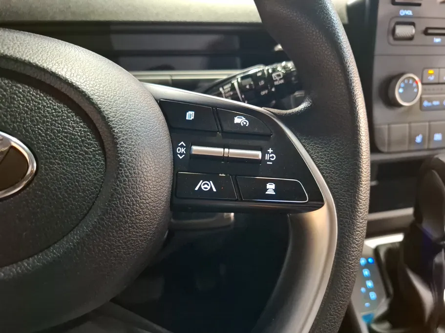 2022 Hyundai Staria Smart 11 ST 