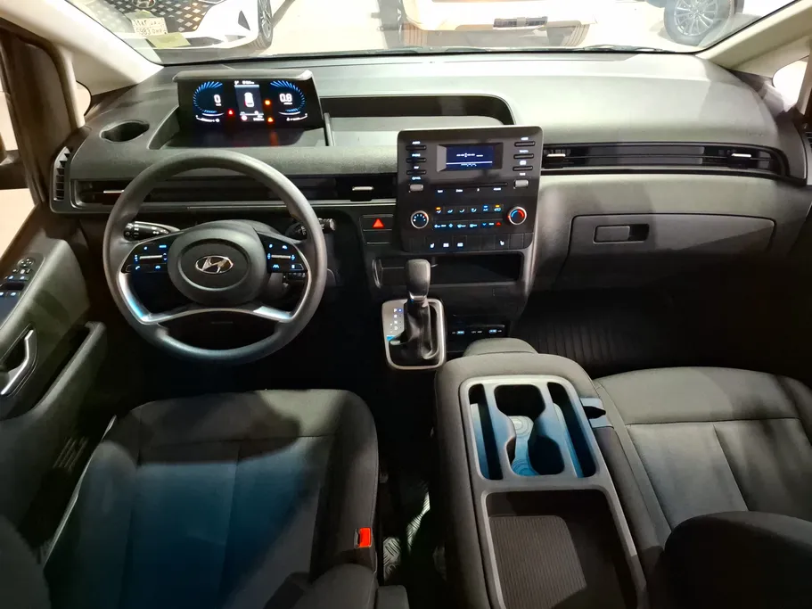 2022 Hyundai Staria Smart 11 ST 