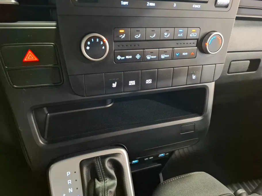 2022 Hyundai Staria Smart 11 ST 