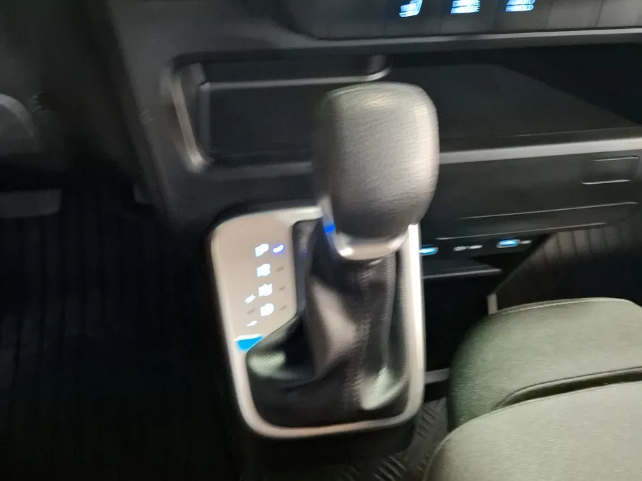 2022 Hyundai Staria Smart 11 ST 