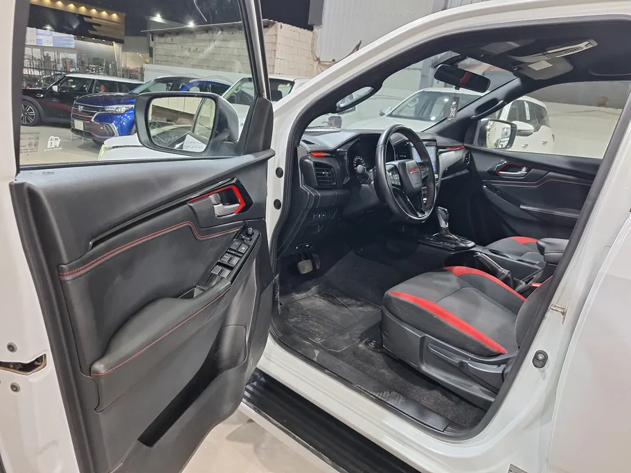 2024 Isuzu D-max GT 
