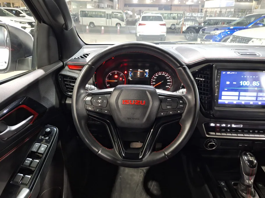 2024 Isuzu D-max GT 