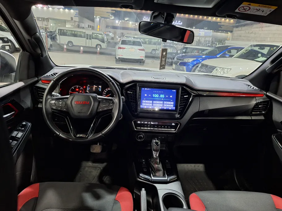 2024 Isuzu D-max GT 