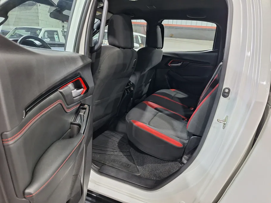 2024 Isuzu D-max GT 